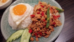 池袋のタイ料理、ガパオライス